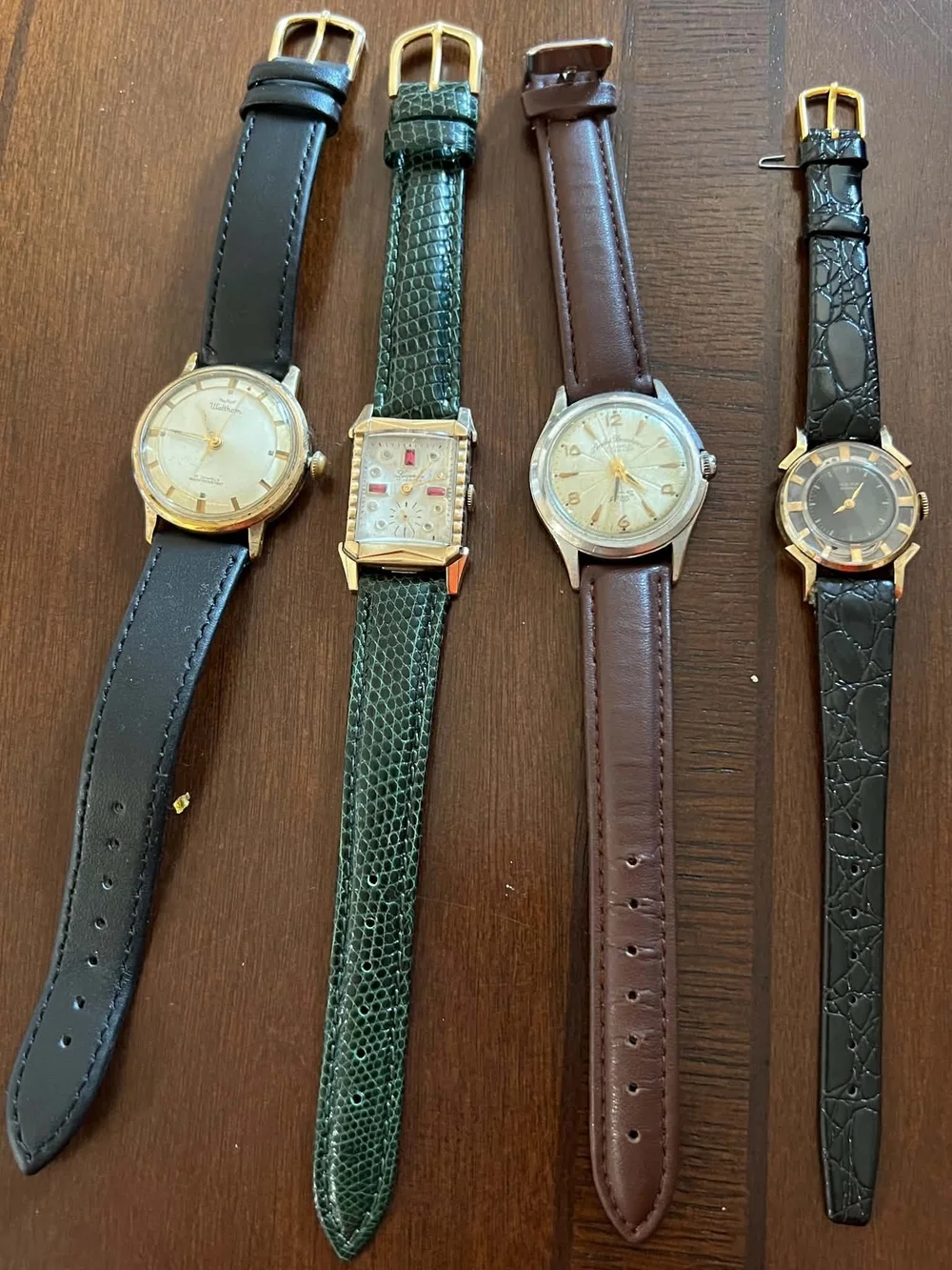 Vintage Men's Leather Strap Wristwatch - Black and Brown Options